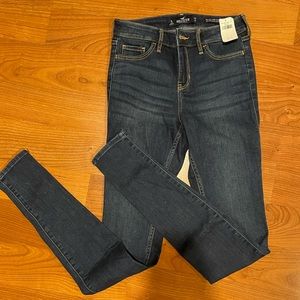 Hollister mid rise super skinny stretch Jeans